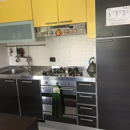 アパート Casa Delle Sorprese ペスカーラ