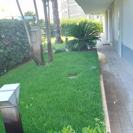 アパート Casa Delle Sorprese ペスカーラ